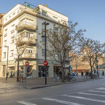 Διαμέρισμα Bravissimo El Lleo, Bright 4-bedroom