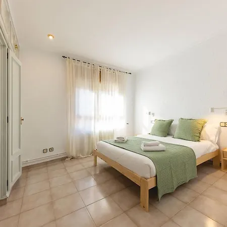Bravissimo El Lleo, Bright 4-bedroom