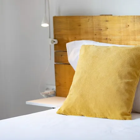 Bravissimo El Lleo, Bright 4-bedroom Apartment Girona